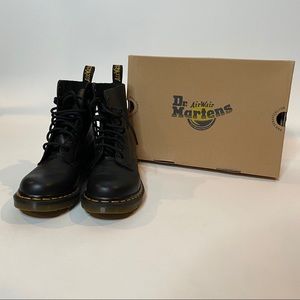 Dr. Martens Pascal Virginia